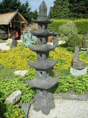 décoration jardin pagode